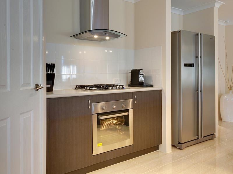 8 Crossville Way, Success WA 6164