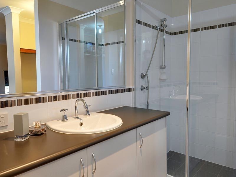 8 Crossville Way, Success WA 6164