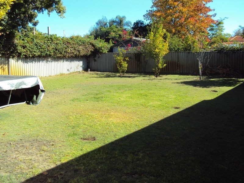 31 Bartling Crescent, Bateman WA 6150