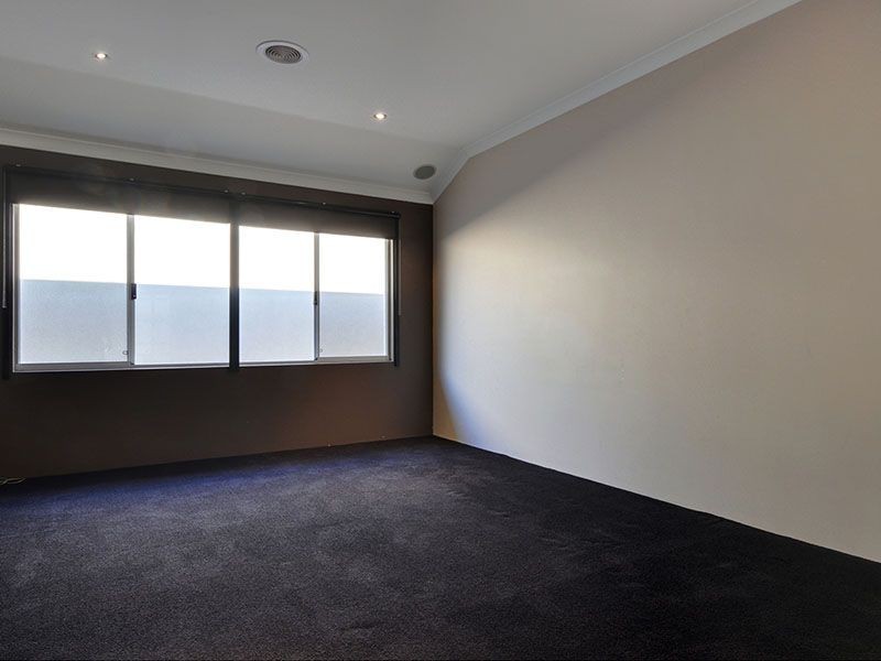 34 Mosman Loop, Success WA 6164
