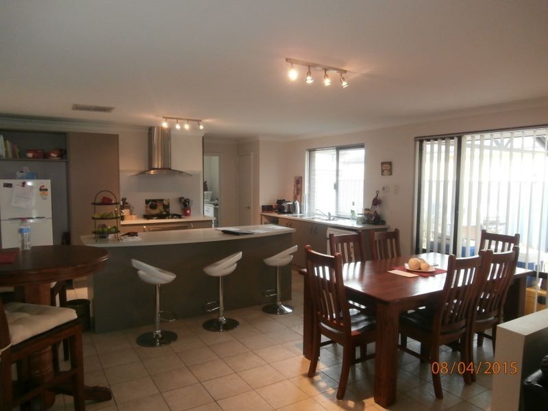 10 Celtic Crescent, Shoalwater WA 6169