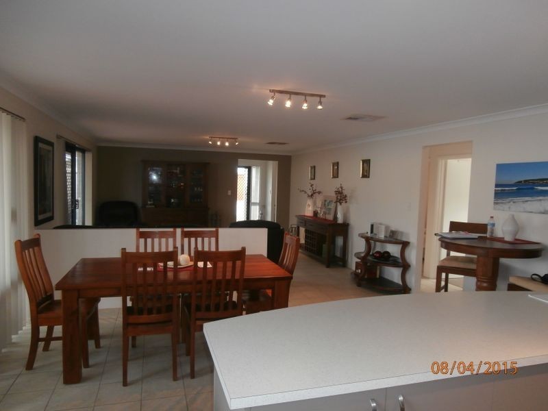 10 Celtic Crescent, Shoalwater WA 6169