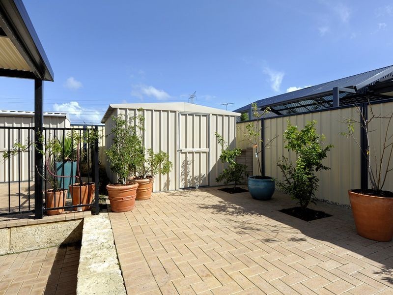 18 Dunlap Avenue, Success WA 6164