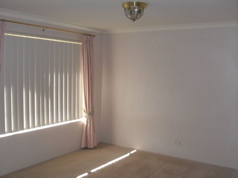 6 Woolmore Cross, Atwell WA 6164