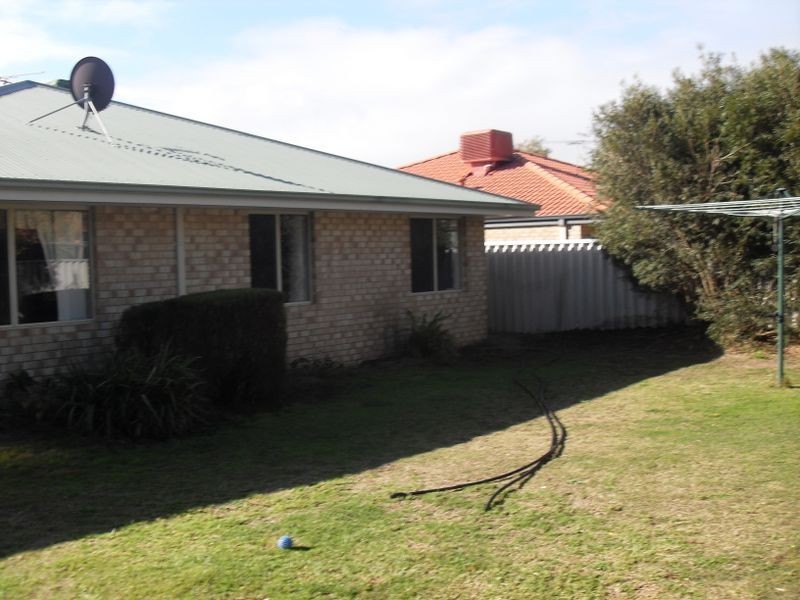 6 Woolmore Cross, Atwell WA 6164