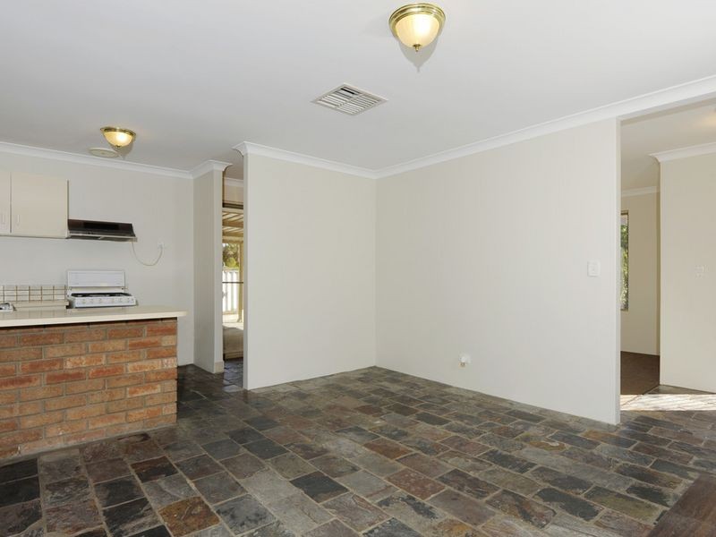 126 Elderberry Drive, South Lake WA 6164