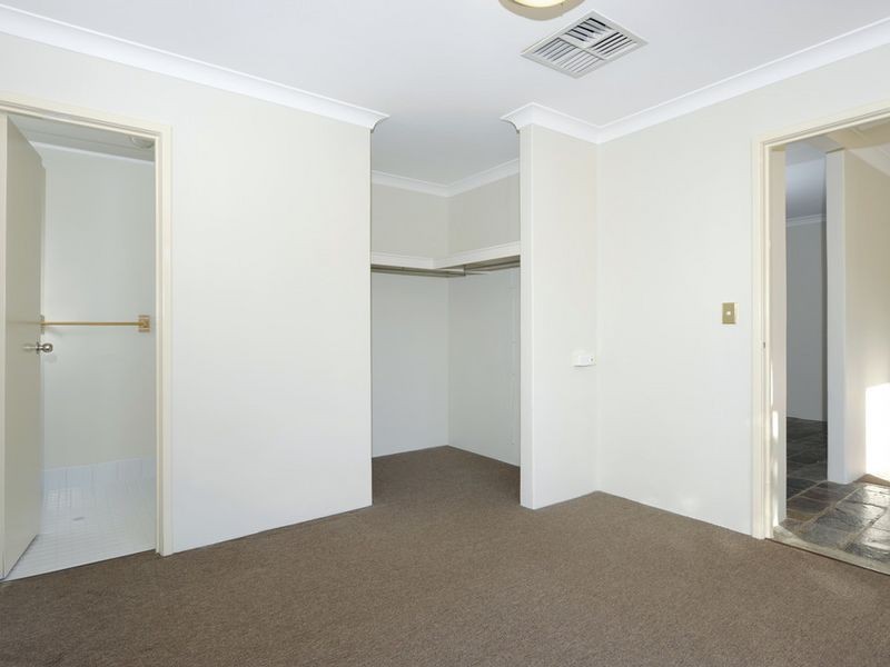 126 Elderberry Drive, South Lake WA 6164