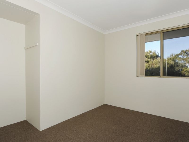 126 Elderberry Drive, South Lake WA 6164