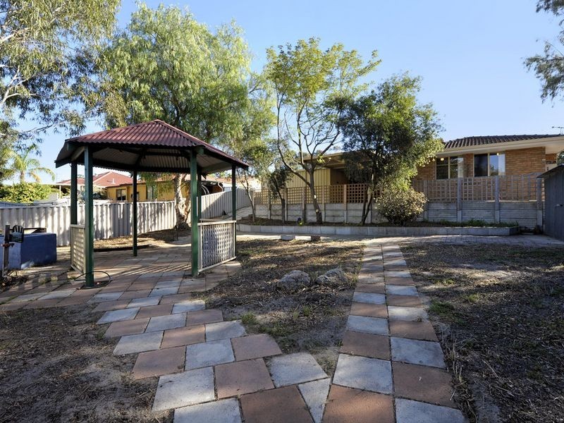 126 Elderberry Drive, South Lake WA 6164