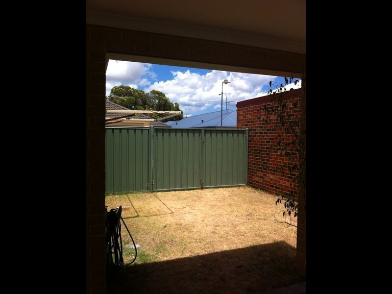 27 Paperbark Lane, Atwell WA 6164