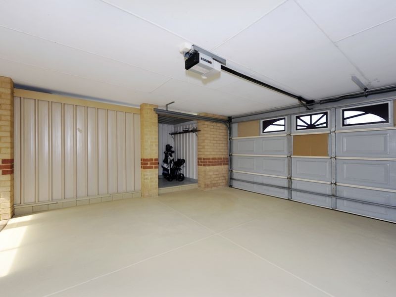5 Turnbury Park Drive, Jandakot WA 6164