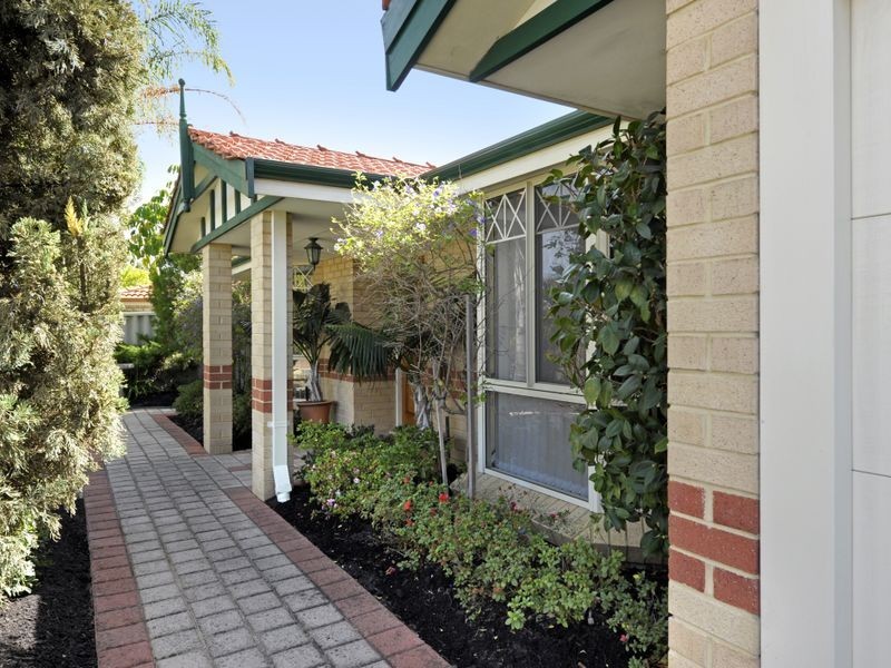 5 Turnbury Park Drive, Jandakot WA 6164