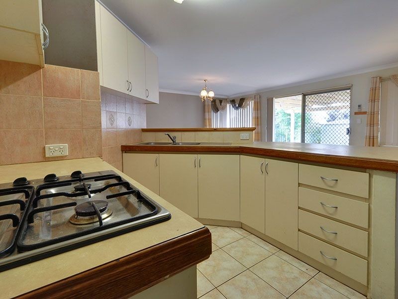 5 Ranunculus Court, Beeliar WA 6164