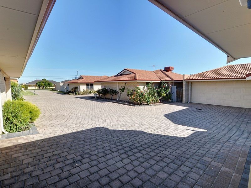 4/10 Rigby Avenue, Spearwood WA 6163