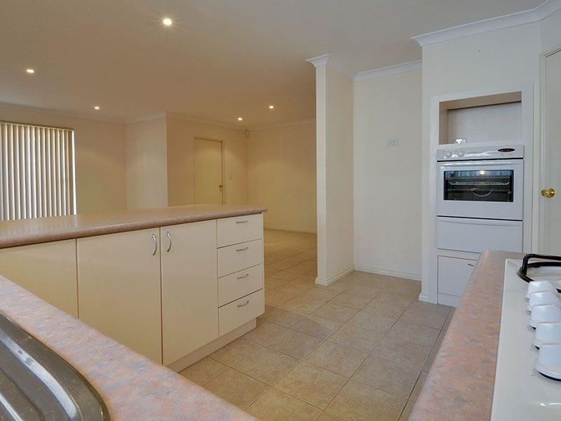 4/10 Rigby Avenue, Spearwood WA 6163