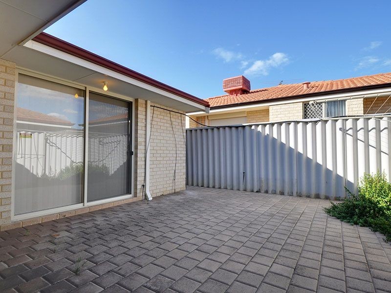 4/10 Rigby Avenue, Spearwood WA 6163