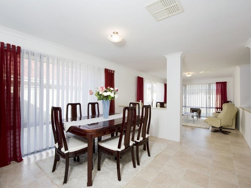 2 Sanctuary Drive, Bertram WA 6167