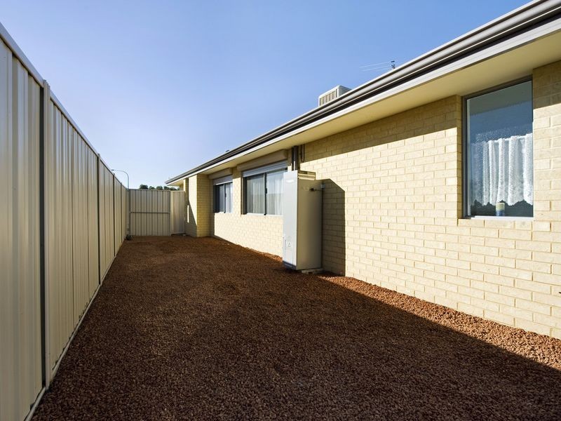 2 Sanctuary Drive, Bertram WA 6167