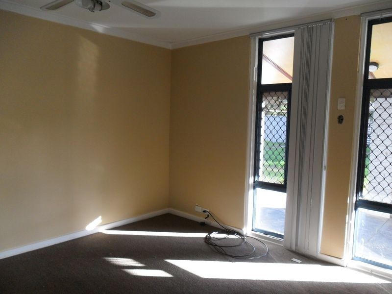 5 Leo Place, Rockingham WA 6168