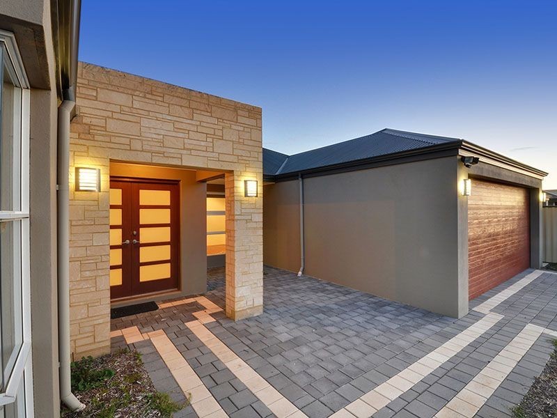 12 Cotswold Parade, Aubin Grove WA 6164