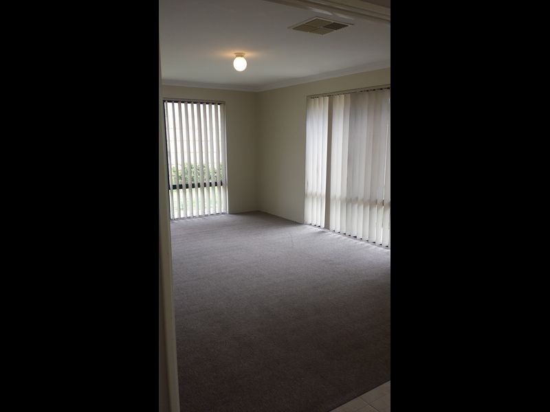 16 Hartwell Way, Secret Harbour WA 6173