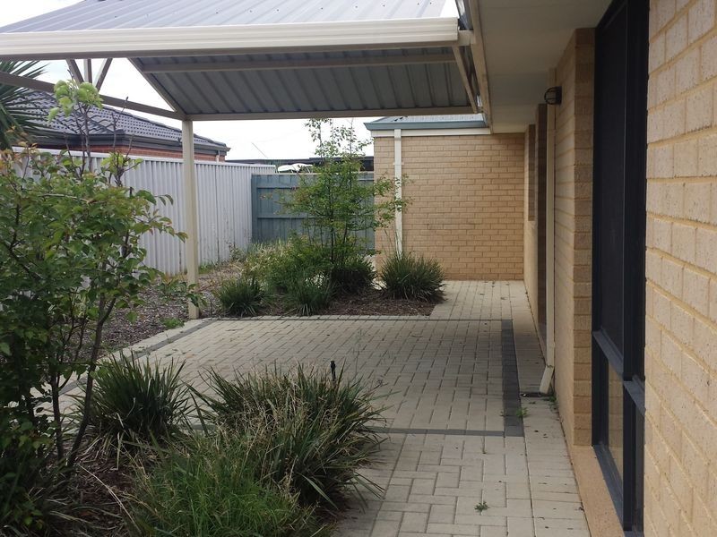 16 Hartwell Way, Secret Harbour WA 6173