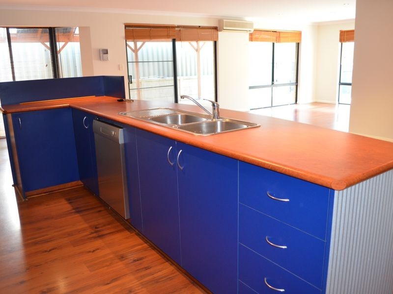 4 Bittern Lane, Beeliar WA 6164