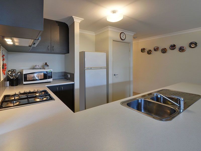 16/39 Barfield Road, Hammond Park WA 6164