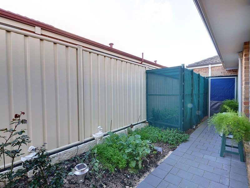 16/39 Barfield Road, Hammond Park WA 6164