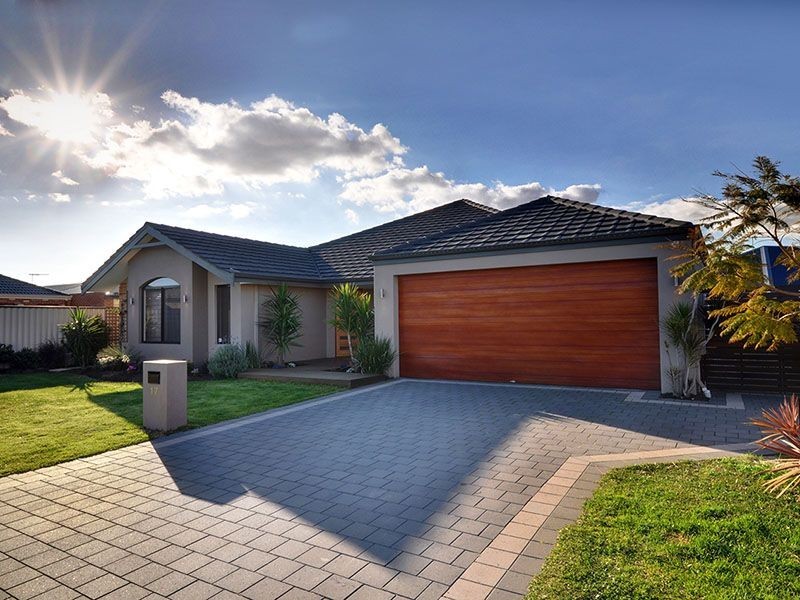 17 Araluen Bend, Aubin Grove WA 6164