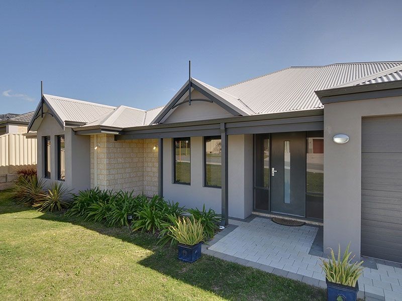 35 Baningan Avenue, Success WA 6164