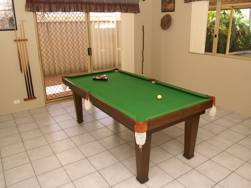 4 Carlhausen Close, Atwell WA 6164