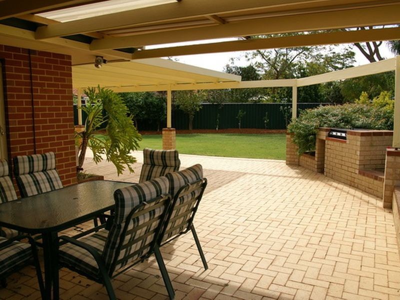 6 Calero Court, Atwell WA 6164