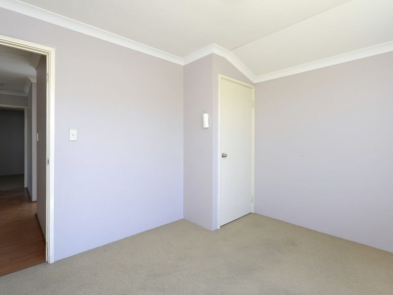 17 Reynardson Avenue, Atwell WA 6164