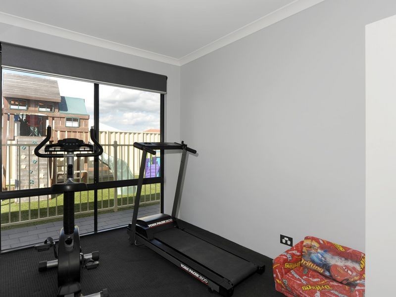 7 Lyon Road, Atwell WA 6164