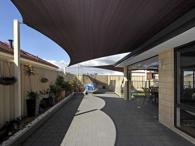 7 Lyon Road, Atwell WA 6164