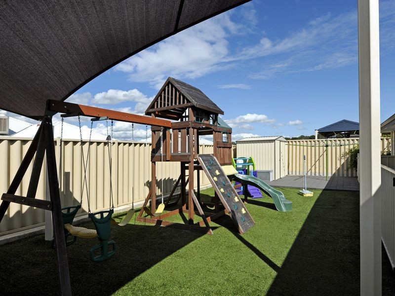 7 Lyon Road, Atwell WA 6164