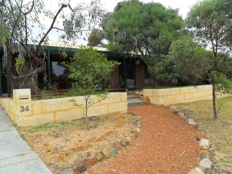 34 Pelican Ramble, Yangebup WA 6164