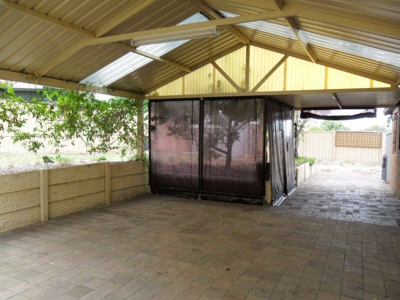 34 Pelican Ramble, Yangebup WA 6164