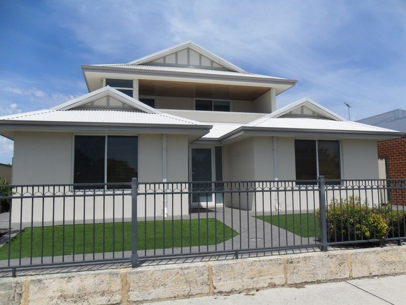 6 Richmond Entrance, Success WA 6164