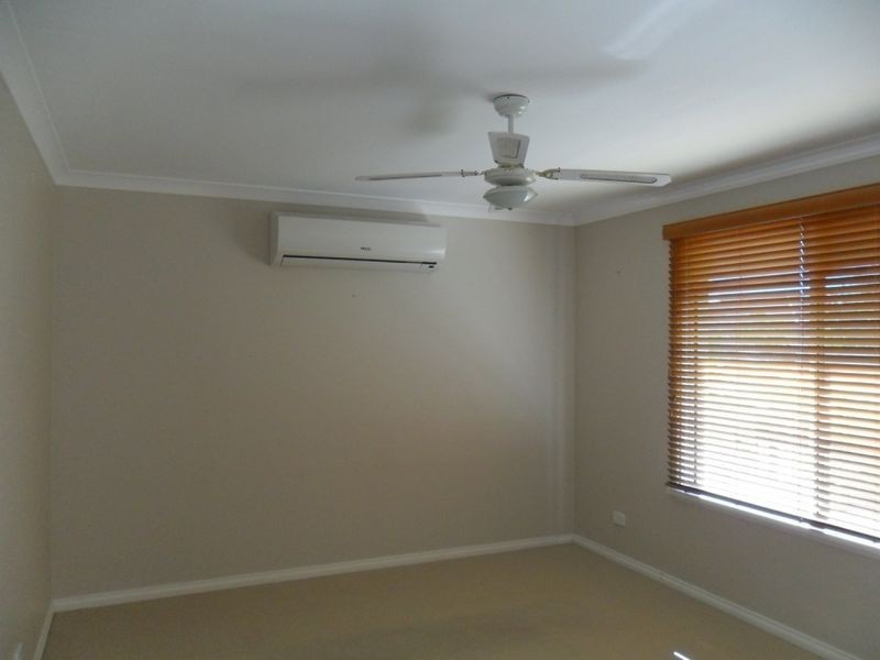 6 Richmond Entrance, Success WA 6164