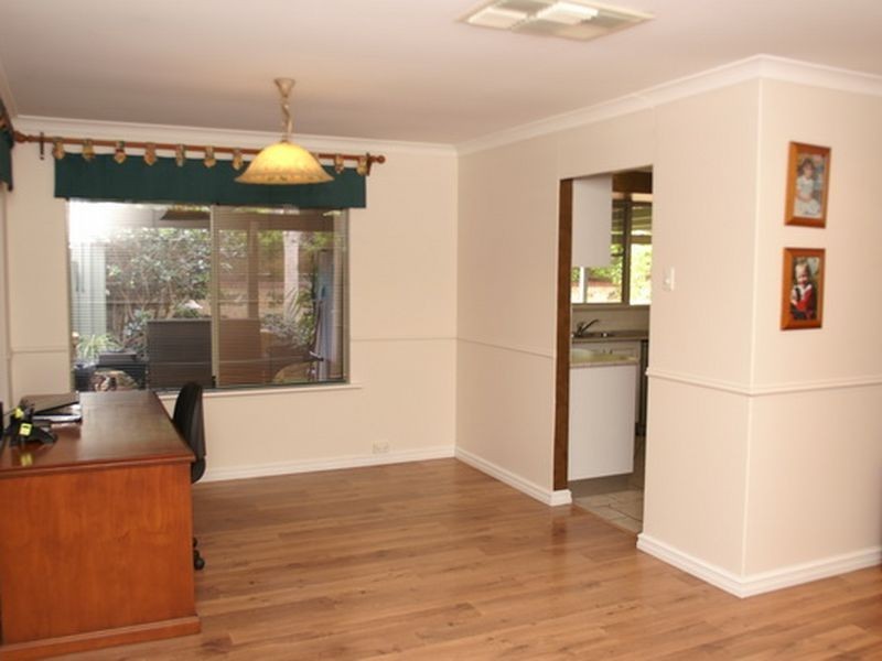 30 Veneta Circuit, Atwell WA 6164