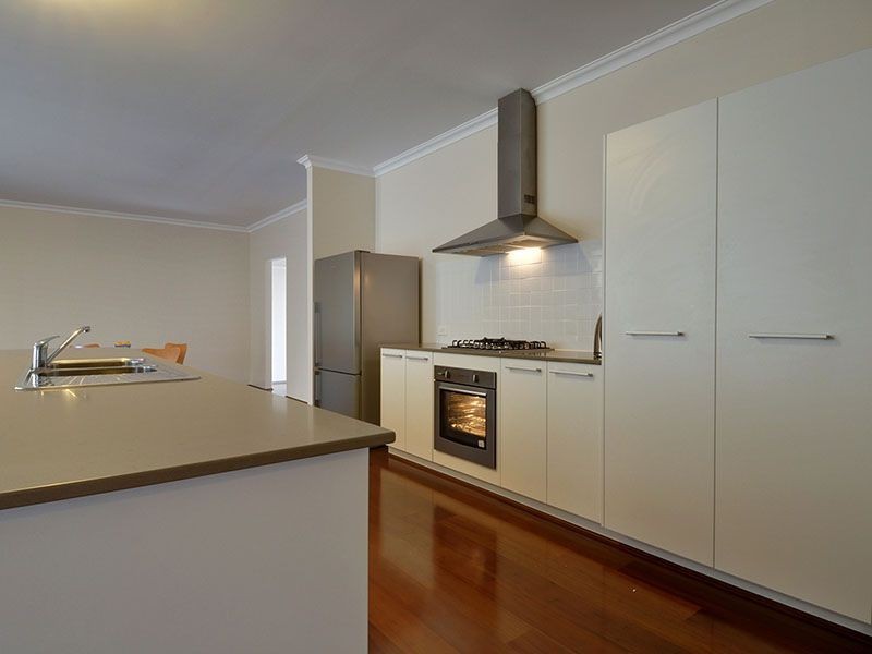 10 Coppito Circle, Beeliar WA 6164