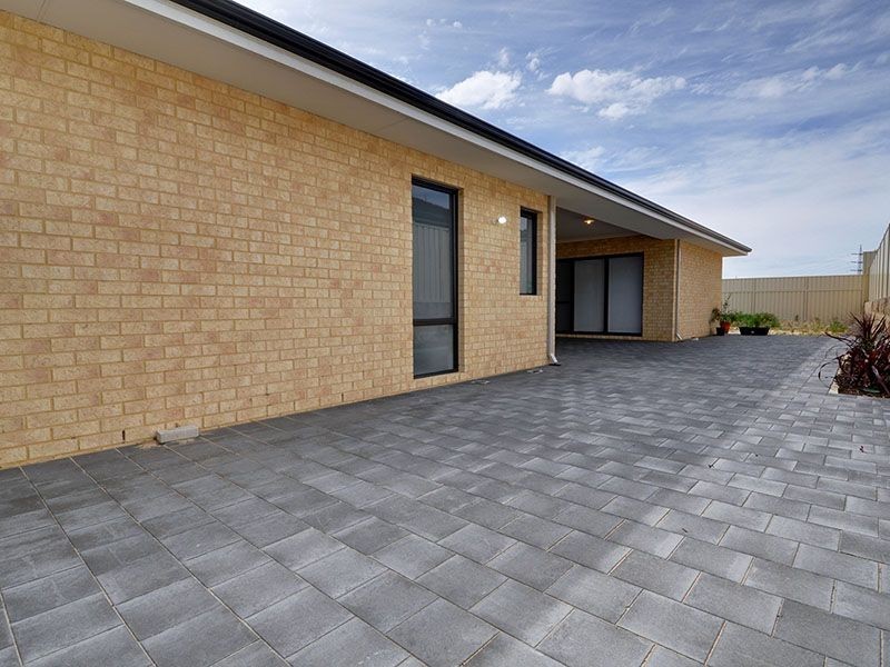 10 Coppito Circle, Beeliar WA 6164