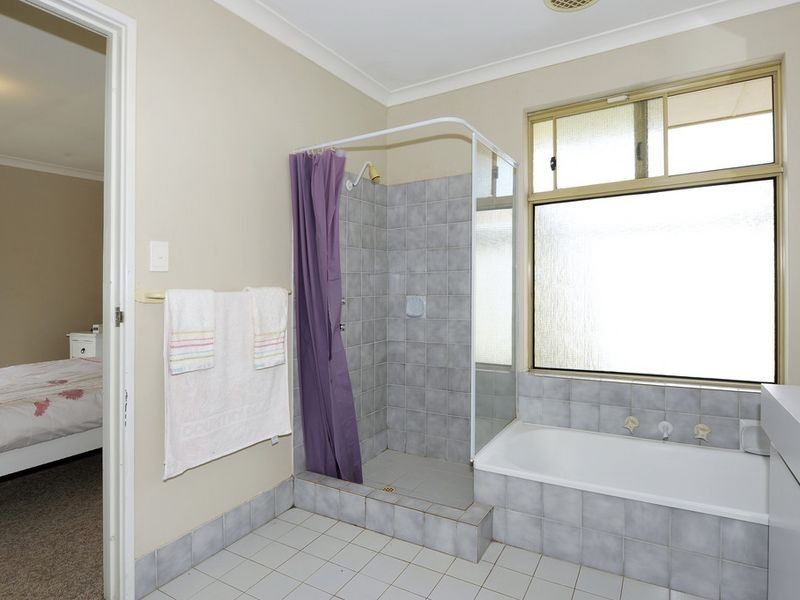 18a Tulipwood Place, South Lake WA 6164