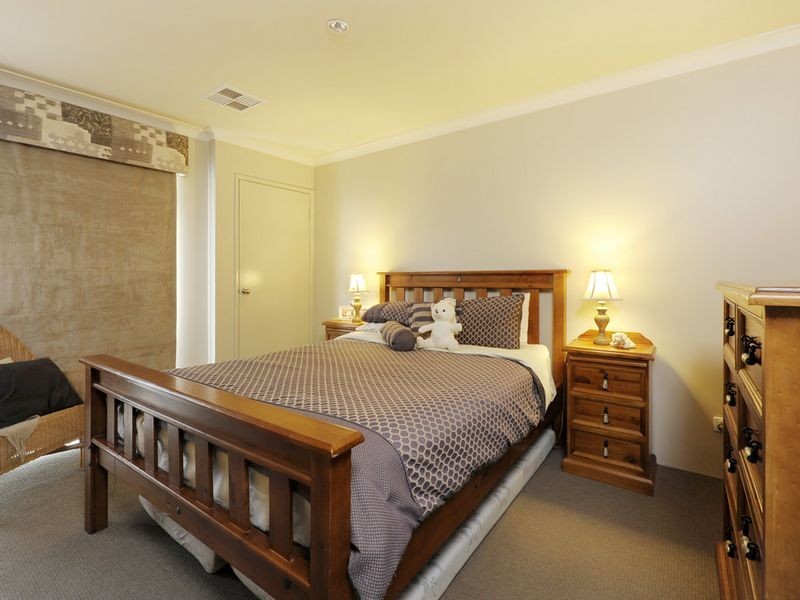 4 Springbrook Chase, Aubin Grove WA 6164