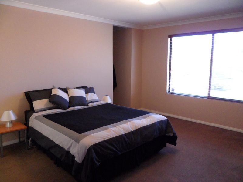 77 Congdon Avenue, Beeliar WA 6164