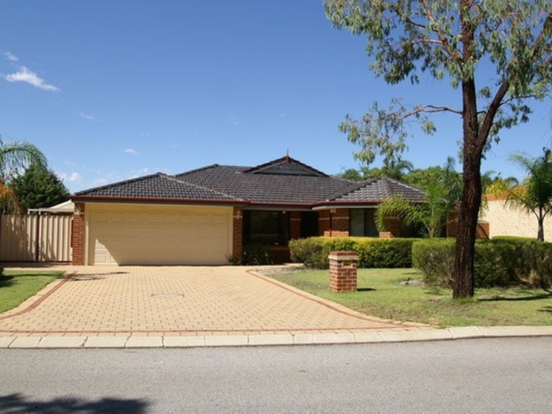12 Hawkesbury Retreat, Atwell WA 6164