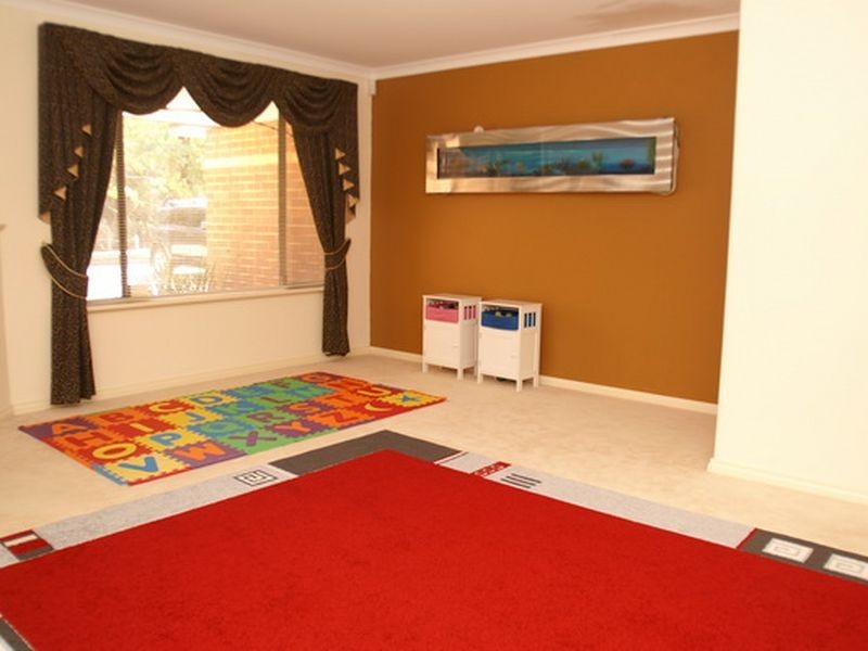 12 Hawkesbury Retreat, Atwell WA 6164