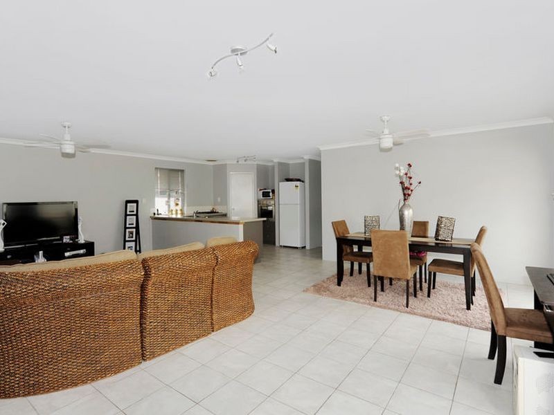 101 Runnymede Gate, Wellard WA 6170